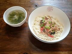财鱼炒码干挑面-对面面馆