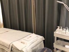 -艾通康缘艾灸.疼痛.睡眠养生馆(凤凰城店)