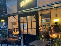 门面-仓库南洋海鲜小排档(柳河路店)
