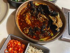 -喃喃椰·糟粕醋·椰子鸡火锅(七堡花园店)