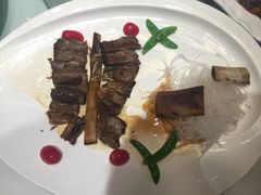 红焖牛肋骨-粤珍轩.创始店.始于2001(含光门店)