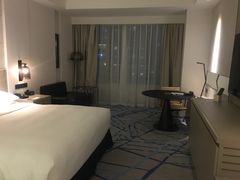 -上海漕河泾万丽酒店