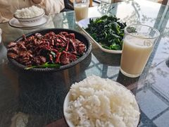 -乡村小榭饭店
