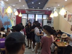 等位区-螺小胖柳州螺蛳粉(钟楼总店)