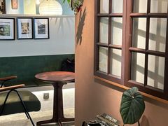 -luutosa  cafe & tea 鹿兔山