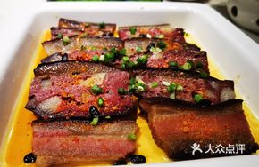 Tea Oil Xiangxi Preserved Meat Steamed Pig Blood Dumplings