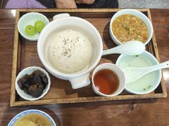 -蟹上黄·蟹黄面·江南糖水(人民广场店)