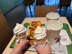 -麦当劳(假日广场店)