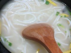 云南过桥米线-云海肴·汽锅鸡·云南菜(天津国金汇店)