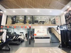 -思迈威健身(积玉桥万达店)