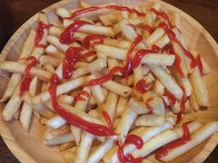 -Helens海伦司小酒馆(津湾广场店)