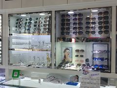 -臻美视爵眼镜·明月·依视路·蔡司折扣店(广渠门店)