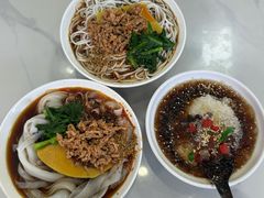 凉米线-洪记凉米线(新兴路店)