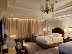 -广州富力丽思卡尔顿酒店