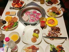 -佰烧海鲜烤肉火锅自助(世茂国际广场店)
