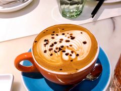 榛果拿铁咖啡-港丽餐厅(高德置地店)