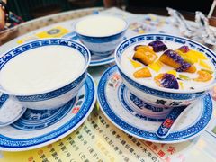-广信牛奶甜品世家(台东店)