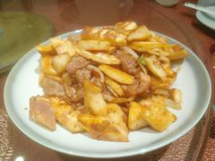 馕丁炒肉-巴依兄弟西域美食(机场店)
