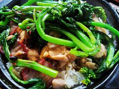 叉烧滑鸡煲仔饭-日日美食店(荔福路店)
