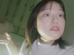 -诗悦发型烫染SALON
