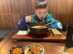 -银米·云南传统过桥米线(双廊黑金冠店)