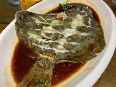 -赶海部落海鲜城(海阳路店)