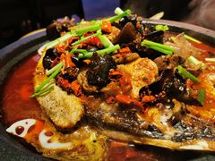毛血旺脆皮烤鱼-鸣记脆皮烤鱼·海鲜烤鱼(三八广场店)