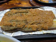 茄子-老东镇啤酒屋海鲜加工·蒸汽海鲜·海鲜烧烤(台东店)