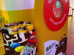 -m豆巧克力世界(上海世茂广场店)