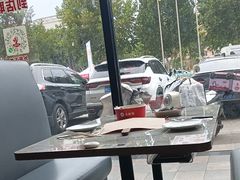 -必胜客(中北店)