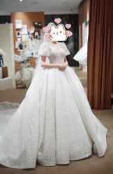 -派丽莫Pellimo原创设计婚纱品牌