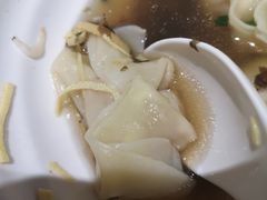 -弄堂咪道-饭香·面香·馄饨香(兴梅店)
