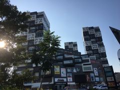 -资和信百货商场