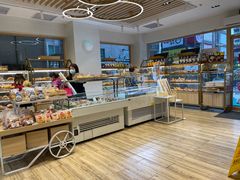 面包甜点陈列柜-85度C(广州石牌桥店)