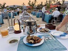-亚龙湾希尔顿自助餐厅·海鲜·烧烤·沙滩BBQ·现场乐队