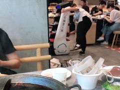 -八一路好吃街(雨田商务大厦店)