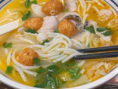 -鑫花溪牛肉米粉(文星广场店)