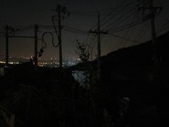 -鬼笑石后山停车场