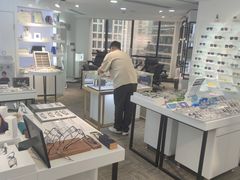 -浮光眼镜·蔡司视觉合作·数字验配中心(陆家嘴店)