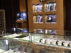 -109度二手奢侈品手表包包珠宝回收(新天地店)