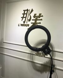 -变画·发型STUDIO