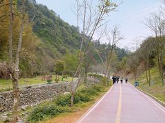 -梅岭月亮湾山体公园