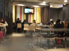 大堂-麦当劳(天津站三店)