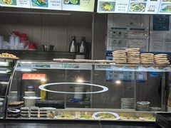 -陇上全荟兰州传统牛肉面(延吉路店)