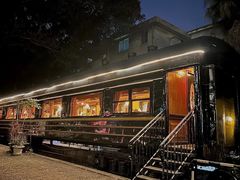 -火车头法国西餐厅