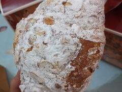 杏仁牛角包-凯宾美食廊Kempi Deli·凯宾斯基饭店(亮马桥路店)