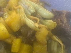 -内蒙焖面大盆骨餐馆(山大路店)