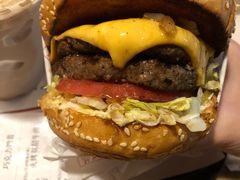 -The Habit Burger Grill 哈比特汉堡(复兴soho店)