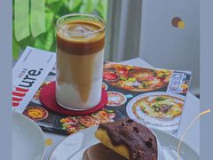 黑头仔菠萝包-怪 kafe.