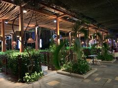 -三亚湾红树林度假酒店美食街